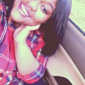 Meet your Posher, Candace